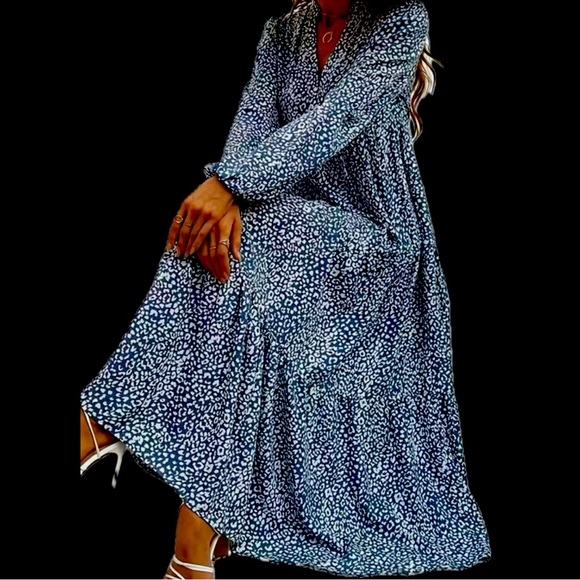 Long Sleeve Dress in blue leopard print long and flows, soft year round dress - Picture 3 of 4